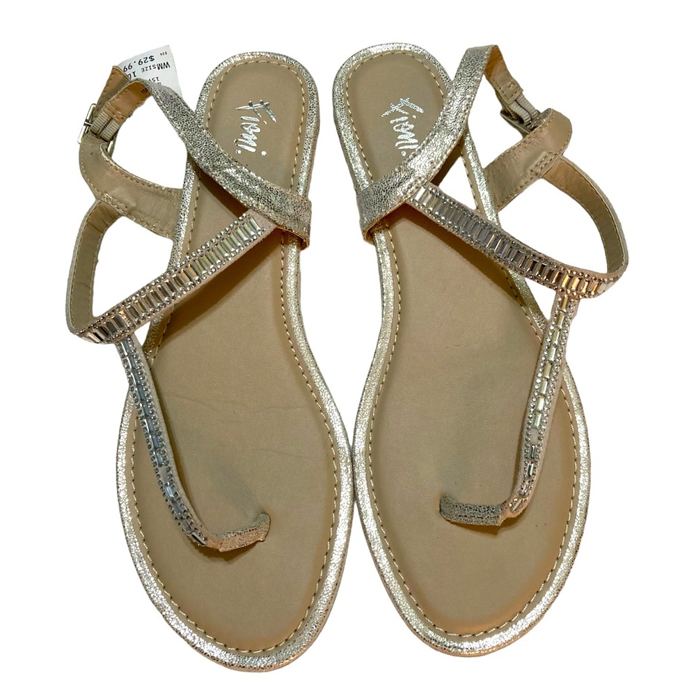 NWT Fioni silver and crystal sandals Size 10